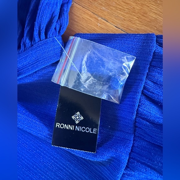 Ronni Nicole Women’s Cobalt Blue Long Sleeve Dress Large NWT - Picture 4 of 6